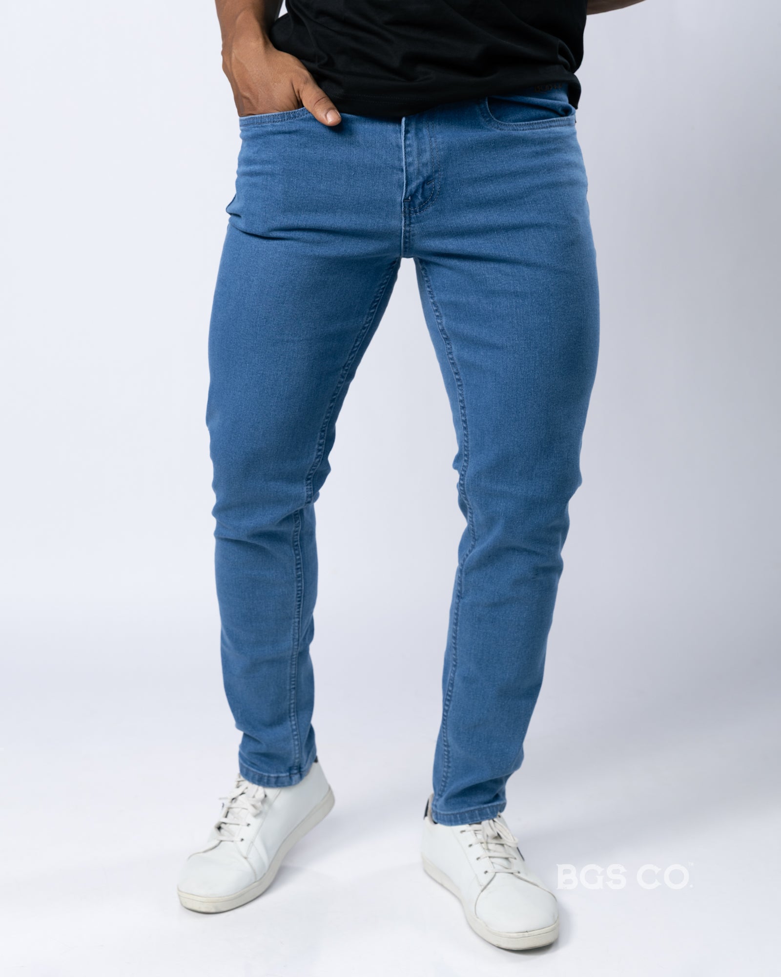 Essential Slim Jeans